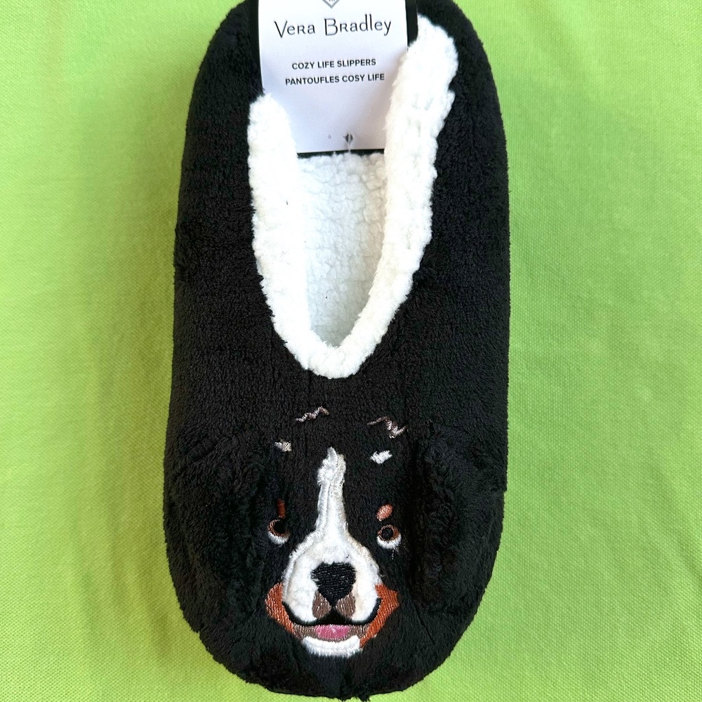VERA BRADLEY DOG SHOW SOFT FLEECE SLIPPERS:NWT DOGS  MEDIUM